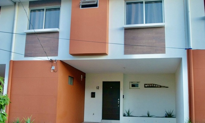 Santa Tecla House | Las Pergolas Vacation House 15 min to 🏖& 🏙