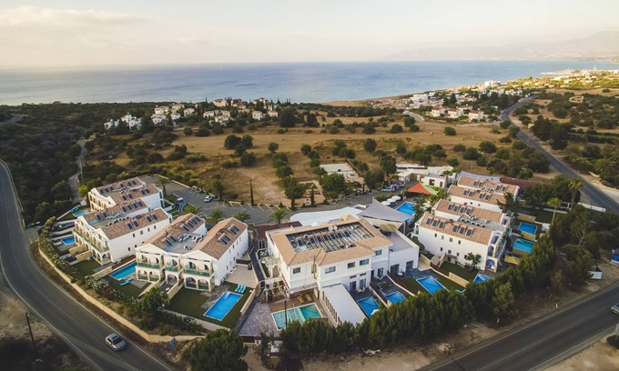 Latchi Apartment | Latchi Escape Hotel & Suites