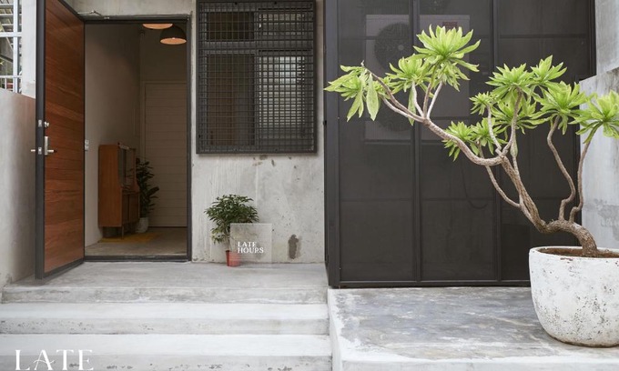 Yilan House | Late Hours