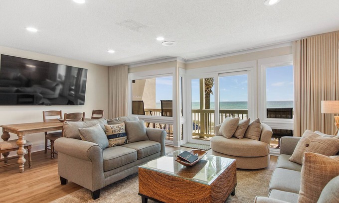Fort Bay Condo | Latitude 30! Spectacular oceanfront views!1BD/2BA. Sleeps 6