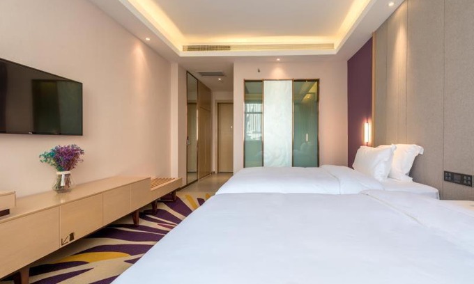 Wenfeng District Hotel | Lavande Hotel Anyang Wojing Wanda Plaza