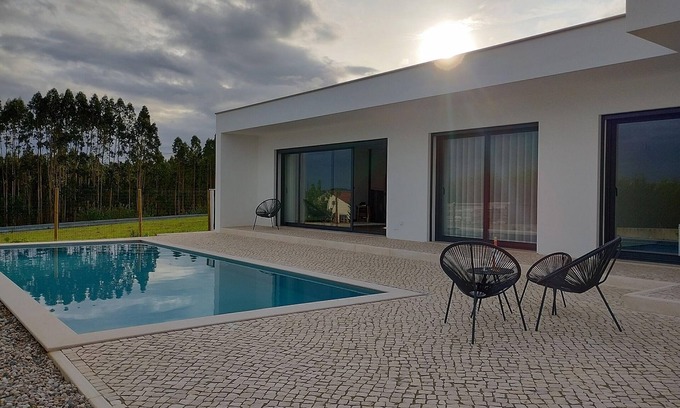Cela House | Lavish holiday home with private pool