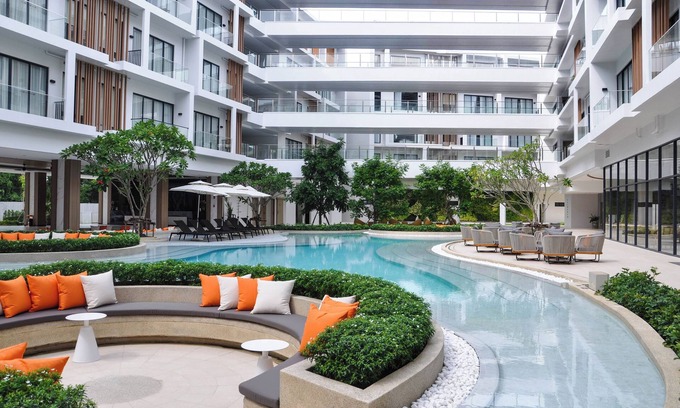 Choeng Thale Hotel | Laya Resort Phuket Island