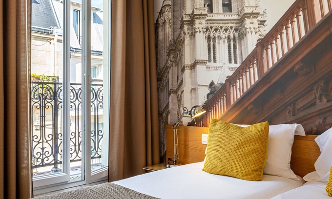 Quartier de la Folie-Mericourt Hotel | Le 20 Prieure Hotel