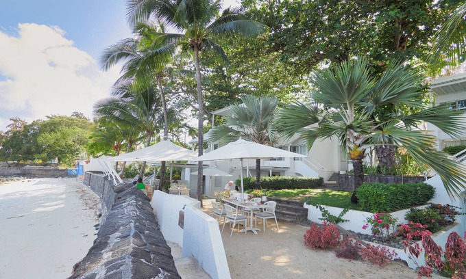 Pereybere Apartment | Le Beachclub Serviced Apartments and Villas