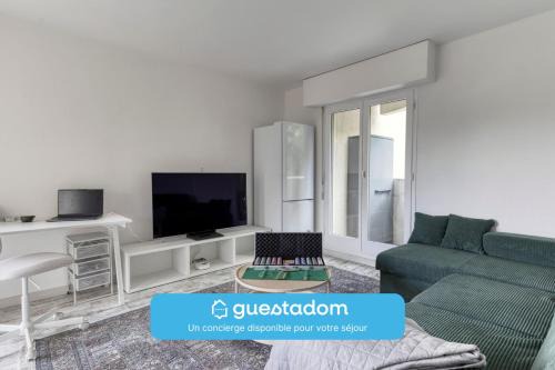 Maisons-Alfort Apartment | Le Blum - Wifi - Balcon - Porte de Bercy