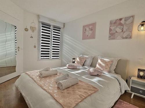 Bussy-Saint-Georges Apartment | Le Bonheur Charmant *Disney*Paris*RER A*