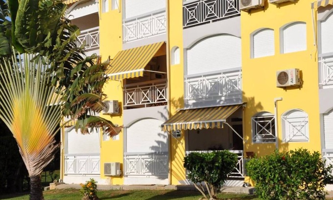 Quartier Desert Apartment | Le Bounty, charming studio with swimming pool
