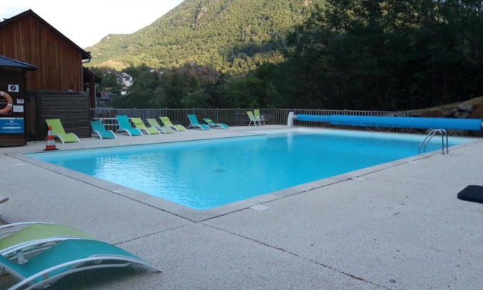 Ax-les-Thermes Apartment | Le calme de Ax