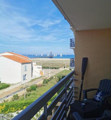 Leucate Apartment | Le Carlton - Superbe Appartement - Accès direct plage - Terrasse Vue mer