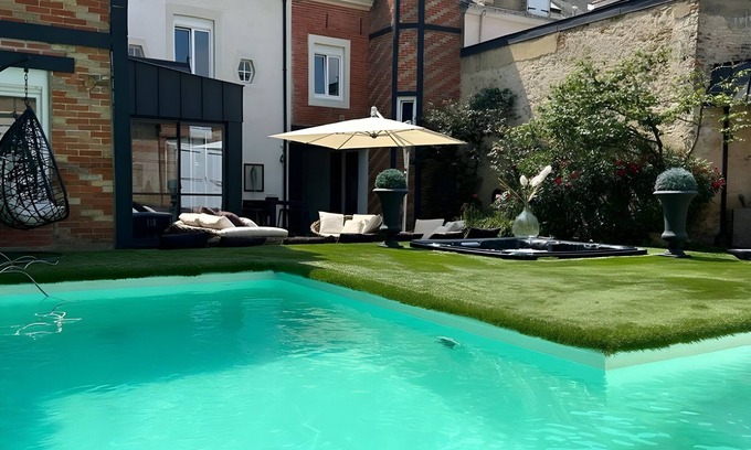 Republique Villa | Le Casablanca - Centre - Wifi - 12p - Rêve au Mans