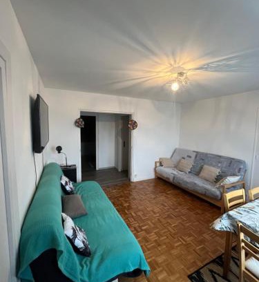 Fontaine Apartment | Le château