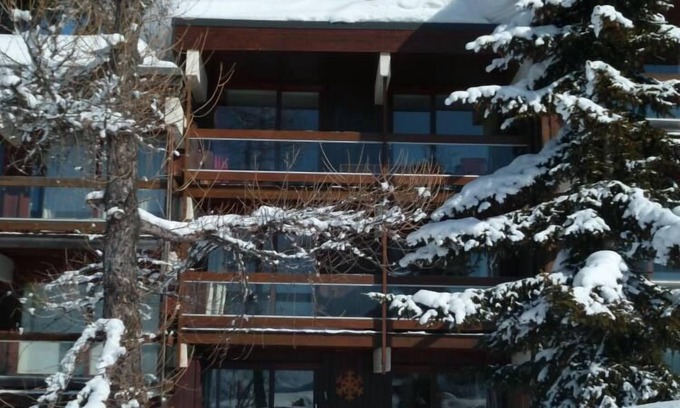 Arc-1600 Ski Chalet | LE CHALET DE THOM, LES ARCS 1600, 8 PEOPLE, ON THE SLOPES