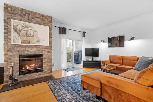Mont-Tremblant House | Le Champetre Tremblant 2bdrs Condo W Fireplace