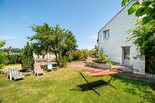Chenehutte-Treves-Cunault House | Le Clos Eugenie - Charmante maison avec jardin et vue sur la Loire