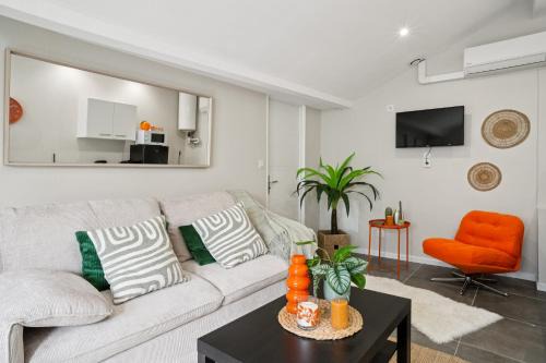 Perralliere Apartment | "LE COCON" Superbe T3, chic & cosy avec climatisation