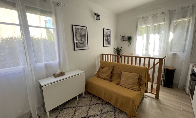 Noisy-le-Sec Apartment | Le Cosy Appartement