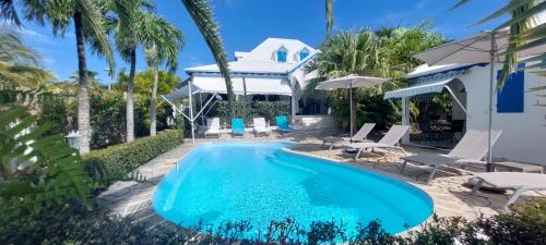 Sainte-Anne House | LE DIAMANT BLEU
