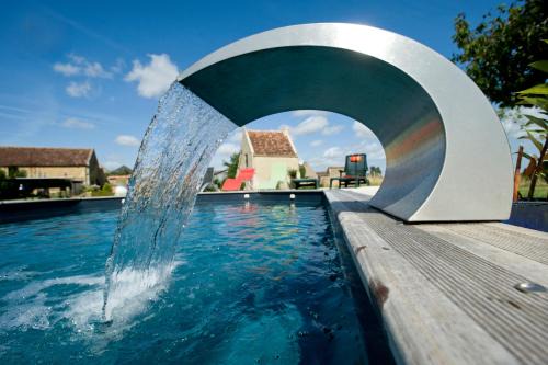 Saint-Wambert-des-Trois-Vallees House | Le Domaine du Douet du Houle, Piscine & SPA, 2-19p