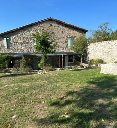 Vaumeilh Bed & Breakfast | Le Gast, Vaumeilh