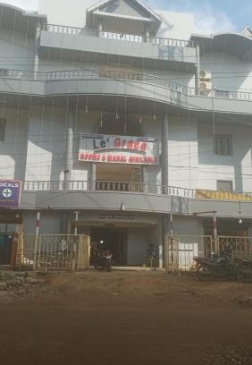 Nashik Road Hotel | Le Grace IyyerBungalow