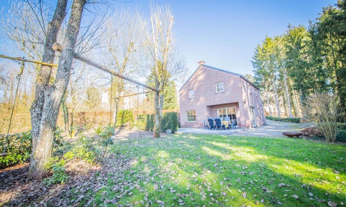 Bohon House | Le Jardin de Satine et Célestine