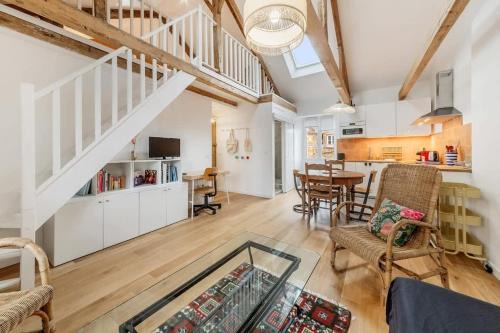 La Marne Apartment | Le Macareux, joli duplex, 15 min Intra-Muros