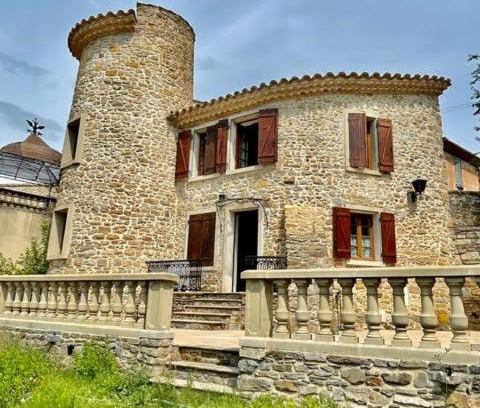 Tournissan House | Le Petit Château de Tournissan