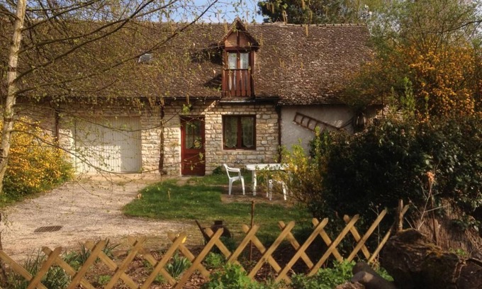 Sassenay House | Le Petit Gîte - SASSENAY