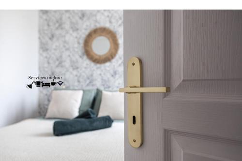 Chateauroux Apartment | Le Petit Martial - coeur de ville,refait à neuf,tout équipé, parking