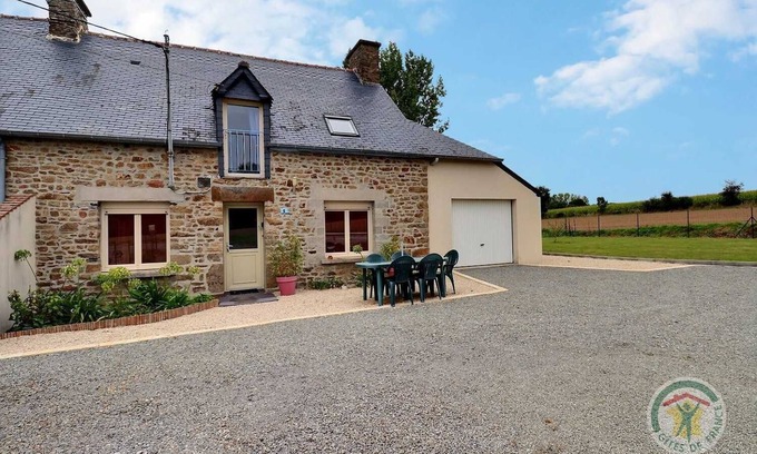 Saint-Broladre House | Le Plein Air - SAINT BROLADRE