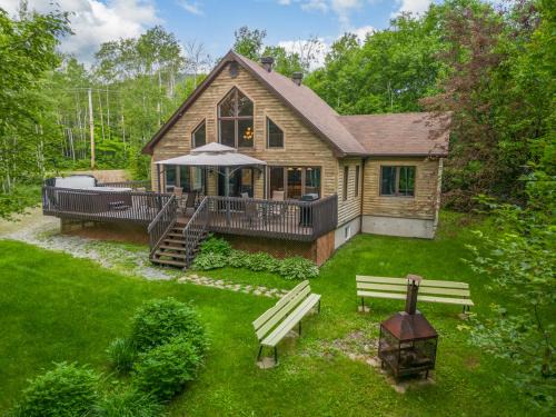 Petite-Riviere-Saint-Francois Ski Chalet | Le Rêveur⎮Ski, Spa, Plein-Air et Détente