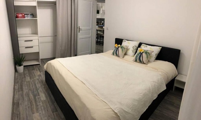 Saint-Jean-de-Maurienne Apartment | Le Reflet de la Lune