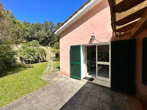Cavo Apartment | Le vasche - by the sea - nice apartment