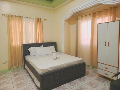 Lemery Apartment | Legends Apartel