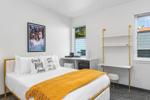 North Queen Anne House | Leia's Rebel Princess Suite