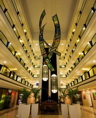 South Tukoganj Hotel | Lemon Tree Hotel, Indore
