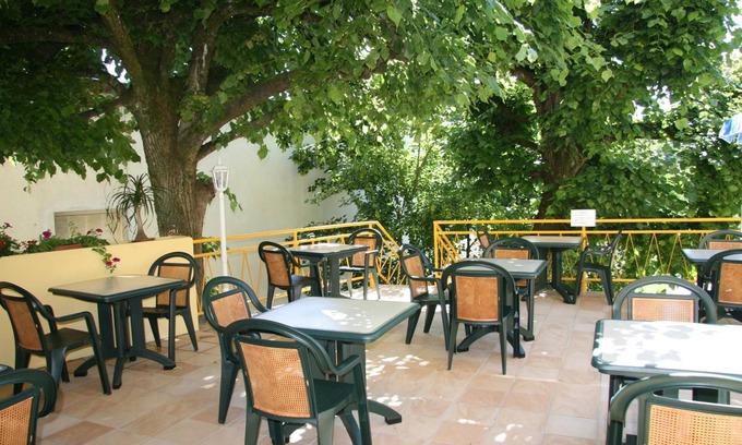 Souillac Hotel | Les Ambassadeurs