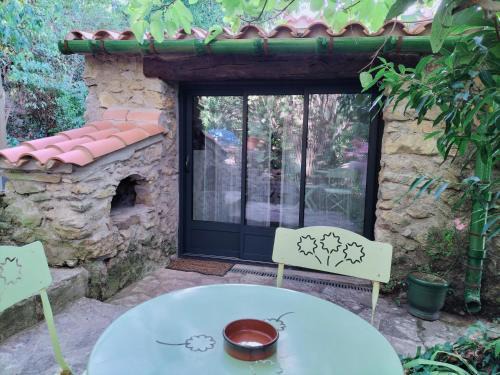 Ceret House | Les castanyèdes