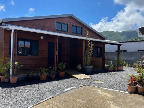 Petite-ÃŽle Ski Chalet | Les Cattleyas