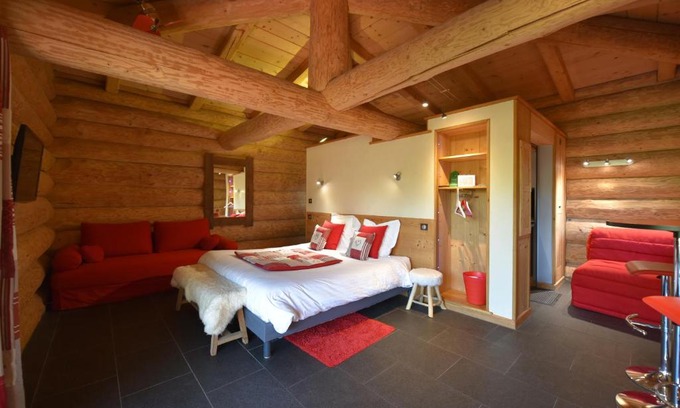Chazey-sur-Ain Ski Chalet | Les Chalets de Maramour