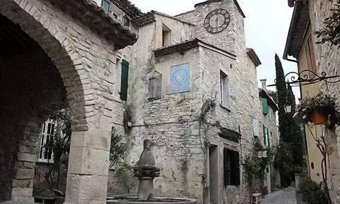 Violes House | Les Favards campsites* - Unusual accommodation Tonneau 2 rooms 4 people without sanitary facilities Air-conditioned