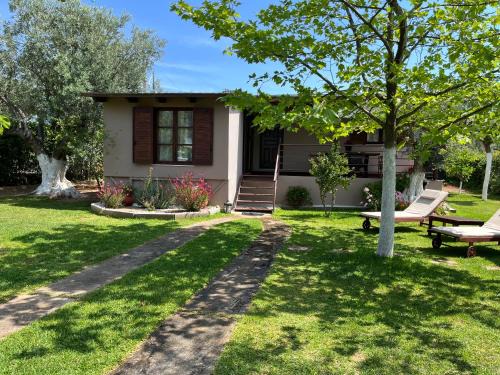 Chalcis House | Les Olives Woodhouse