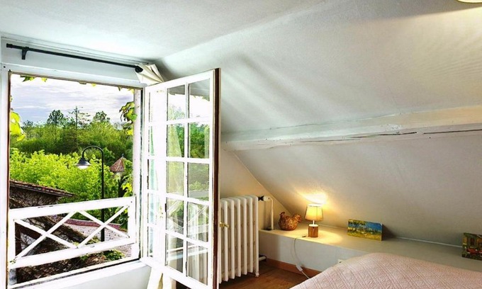 Giverny Bed & Breakfast | Les Rouges Gorges