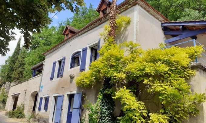 Cregols House | LES VOLETS BLEUS - CREGOLS