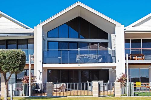 Jurien Bay Apartment | Lesueur Days