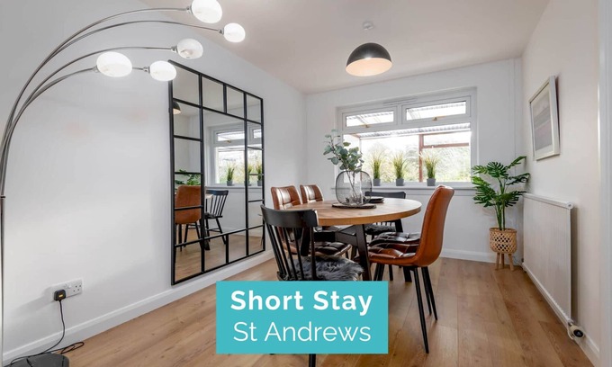 St. Andrews Ski Chalet | Letham Place (No 7)