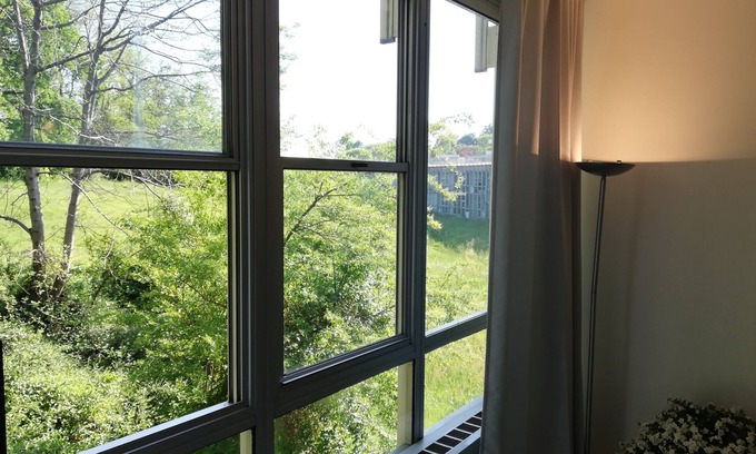 Ivrea Apartment | "Letter 22" apartment, in the heart of Olivetti architecture.