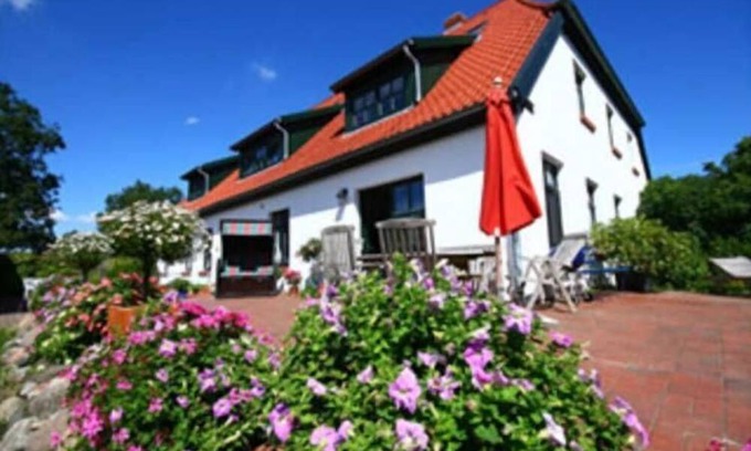 Rugen Island Apartment | Leuchtturm - Gutshaus Ketelshagen - Romantisch, Ruhige Lage