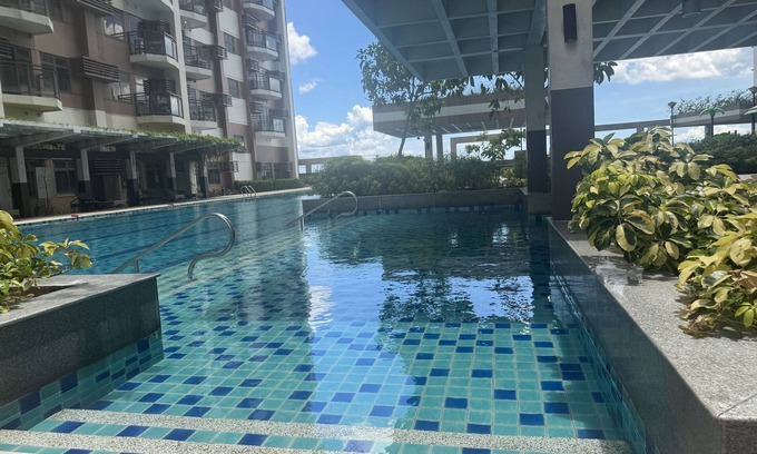 Pasay Condo | Levi & Moon's Manila Bay